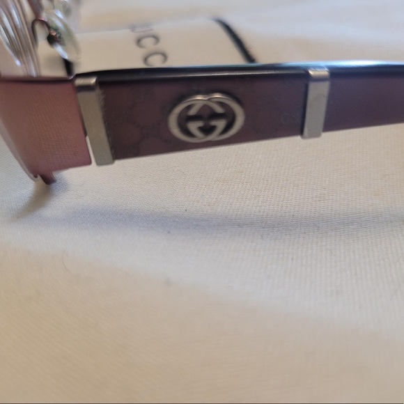 Gucci Glasses - Picture 3 of 5
